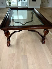 Thomasville Traditional Rectangular Coffee Table