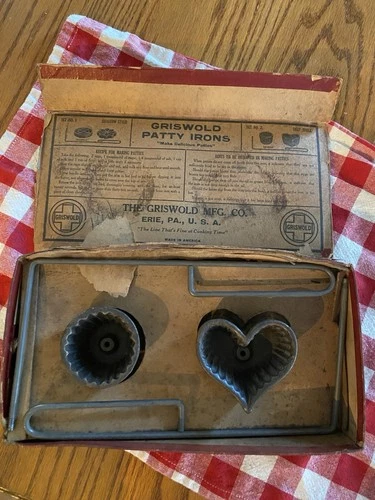 Griswold Patty Irons Molds Cast Iron Set No.2 Deep Style Antique Erie, PA W/Box
