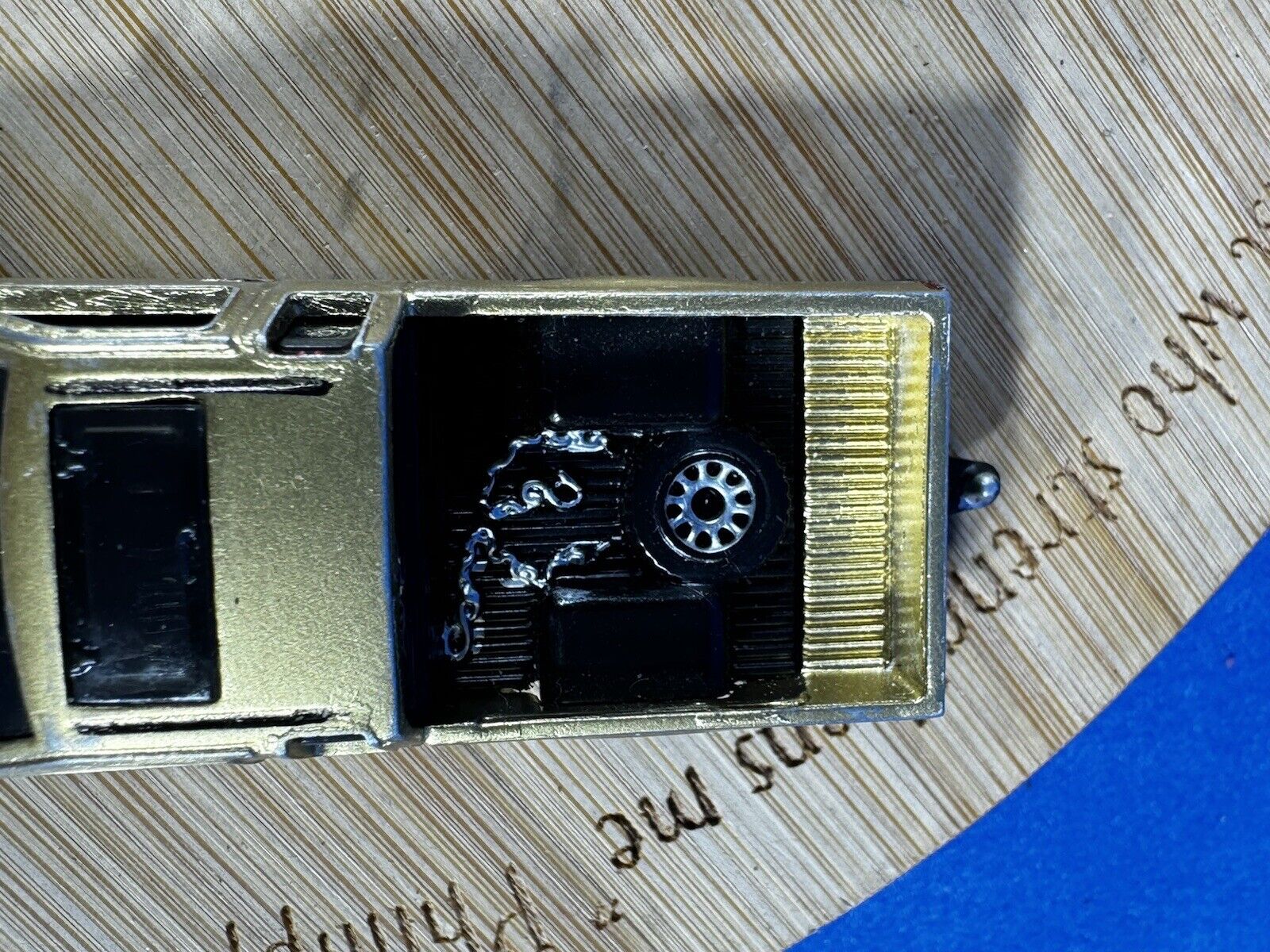 Picture 9 of 16