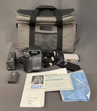 SONY CCD-SC5 Video Tape Digital Video Camera Handycam SC5 + Manual, Charger ect.