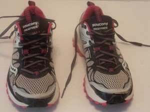 saucony run anywhere womens