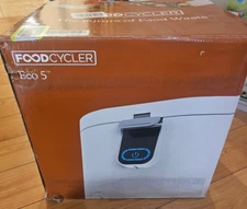 Vitamix FoodCycler Eco 5 | White Cream Processor and Recycler - Kitchen Counter