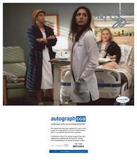 Shoshannah Stern 'Grey's Anatomy' Signed 8x10 Photo 'Dr. Lauren Riley' ACOA Shoshannah Stern 'Grey's Anatomy' Signed 8x10 Photo 'Dr. Lauren Riley' ACOA