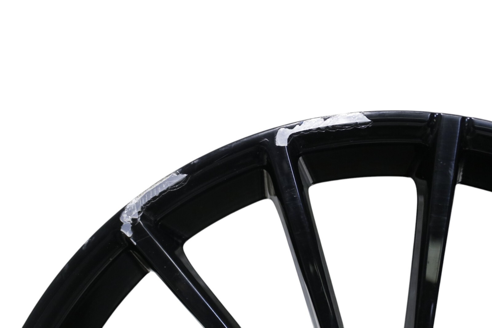 McLaren GT 21 Inch 20 x 8 Original Front Wheel 2020 - 2023 OEM