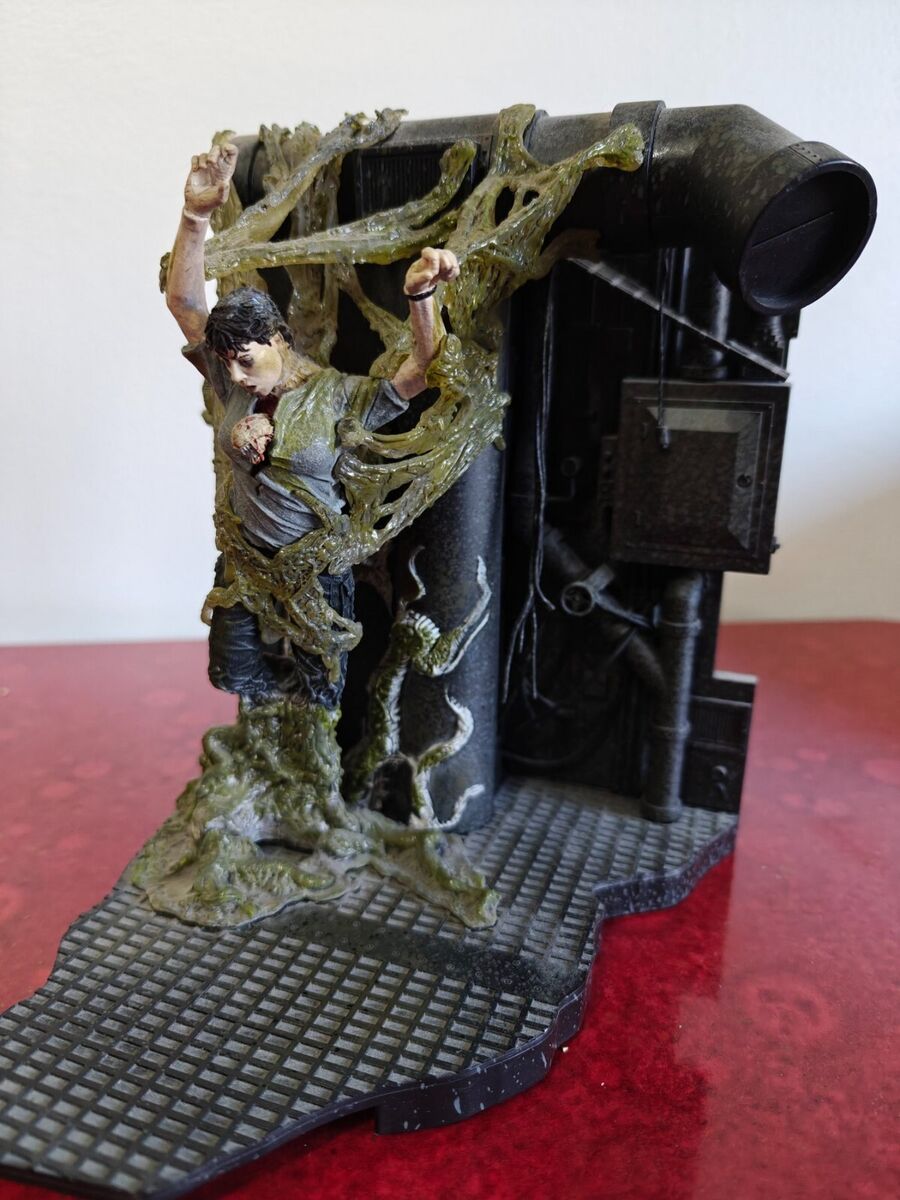Alien Queen Box Set Chestburster McFarlane Movie Maniacs Toy Alien Queen Box Set Chestburster McFarlane Movie Maniacs Toy