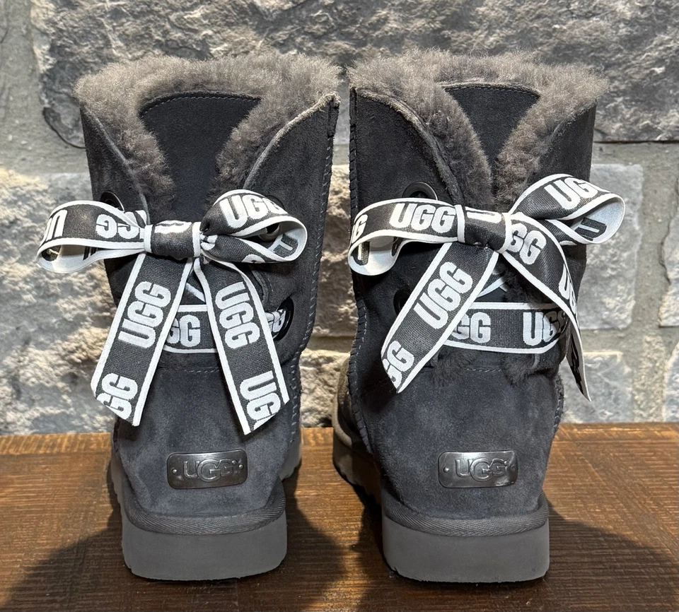 UGG Bailey Bow Gray Suede Sheepskin Short Boot Size 8 Women - Image 2 of 4