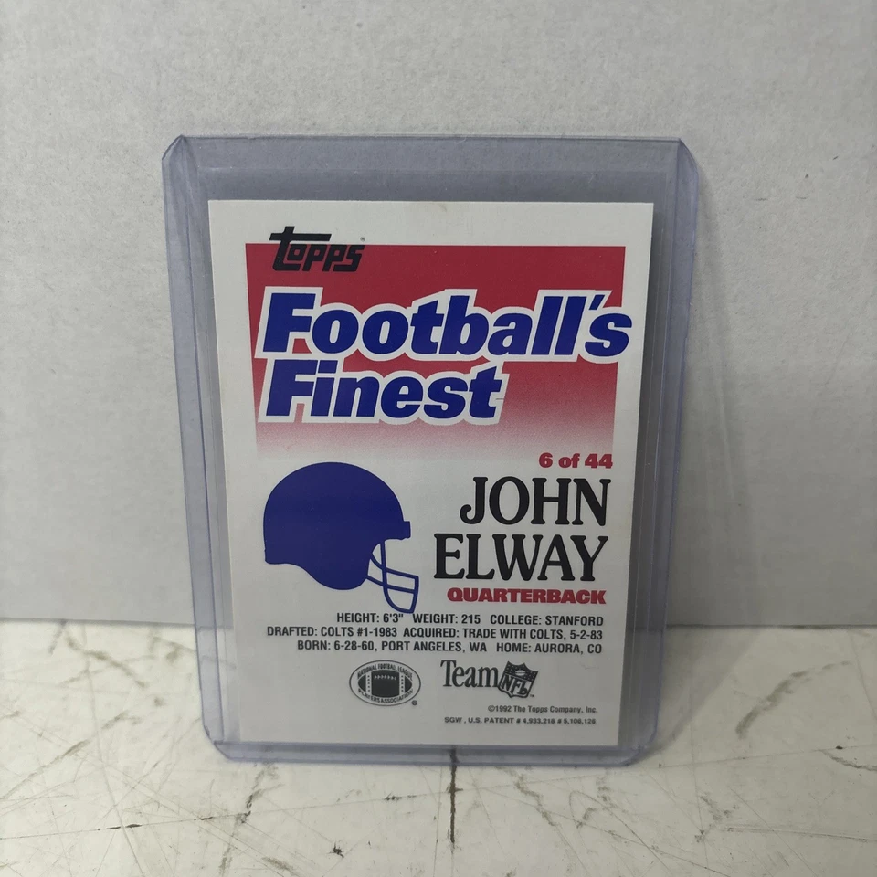 1992 TOPPS NFL FOOTBALL'S FINEST JOHN ELWAY INSERT CARD 6 OF 44 LIMITED EDITION - Image 2 of 2