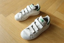Adidas Stan Smith Gr.31,5 grün weiße Sneaker Schuhe Kinder low klettverschluss