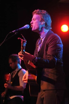 Teddy THOMPSON Teddy Thompson performing on stage Music Singer Old Photo 7