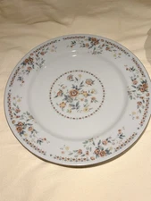 7 Buckingham Regency Ranmaru Dinner Plates Fine China Floral With Gold Trim