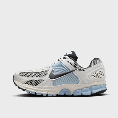 Nike Zoom Vomero 5 University Blue White hellblau 40