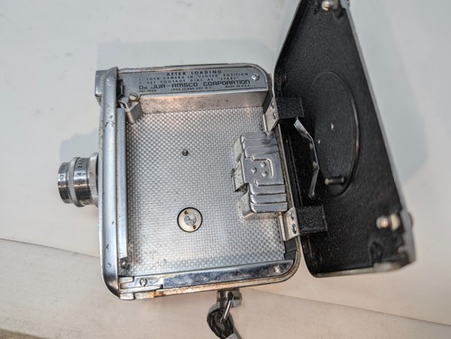 Vintage Movie Camera DeJur Model D-100 Magazine 8 (176) - Picture 7 of 8