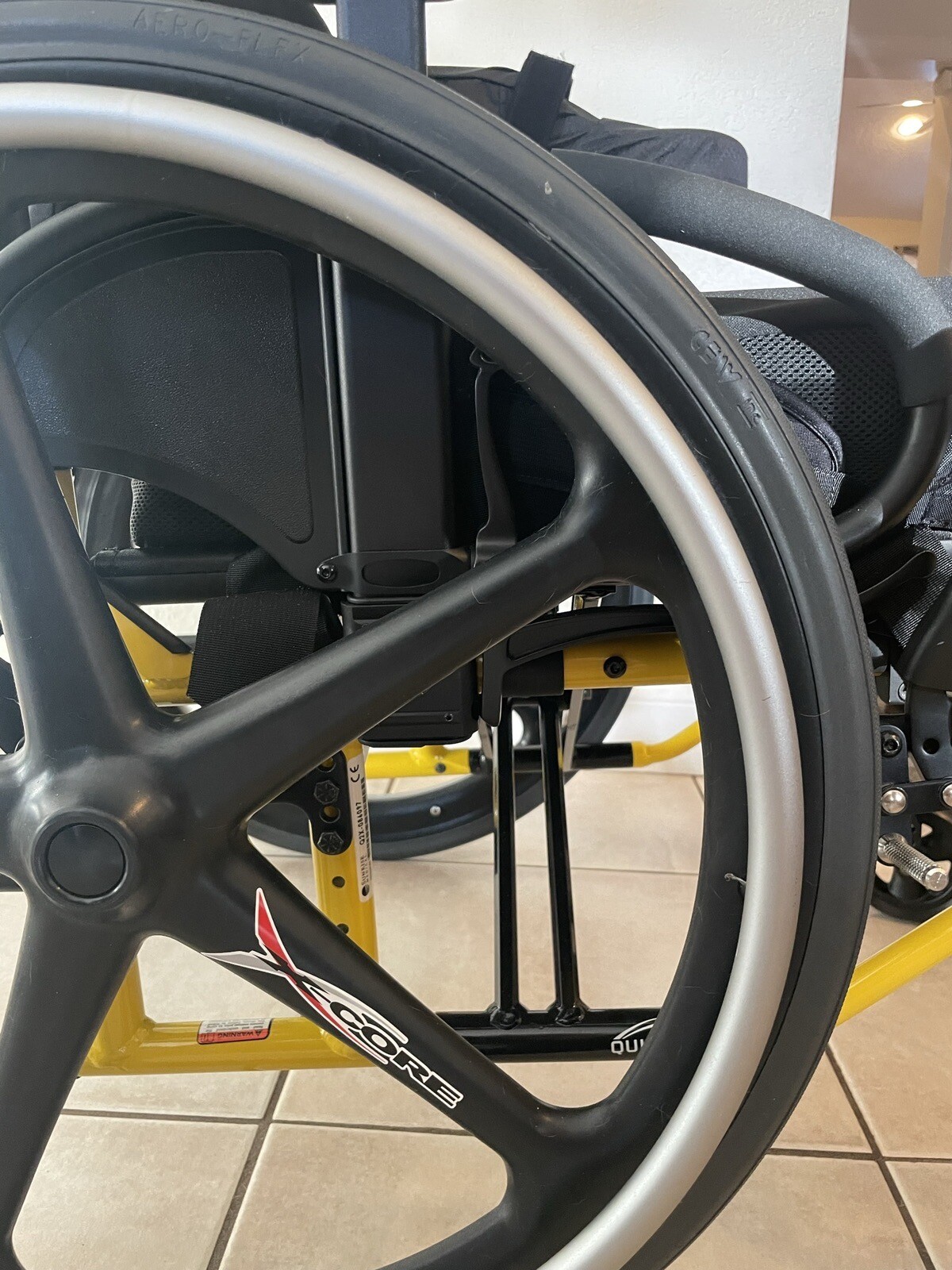 Quickie 2 wheelchair w/custom Jay 3 (J3) backrest eBay