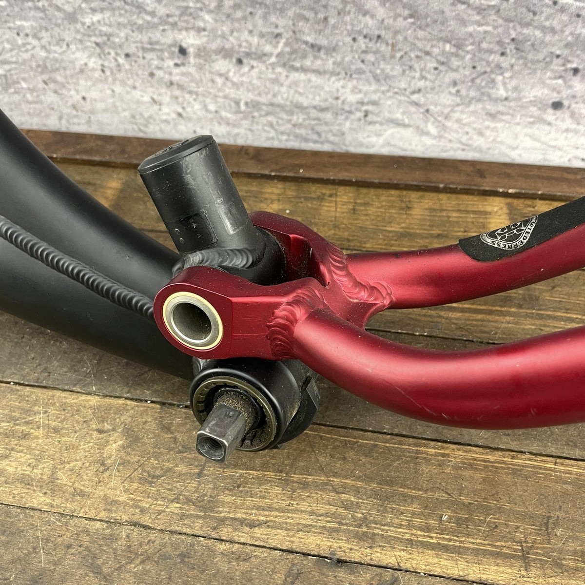 Vintage GT LTS 3000-DS Mountain Bike Frame 18