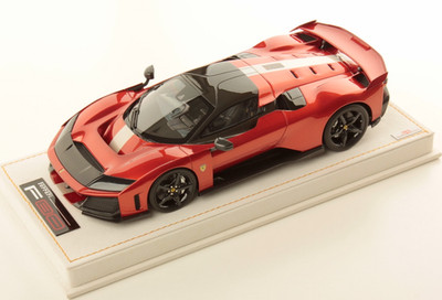 MR 1:18 Ferrari F80 Rame Mica with Livery mit Display Case limited Edition