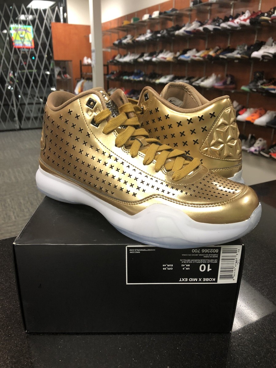 Nike Kobe X 10 Mid Ext LIQUID GOLD Metallic Sneakers Sz 10 Nike Kobe X 10 Mid Ext LIQUID GOLD Metallic Sneakers Sz 10