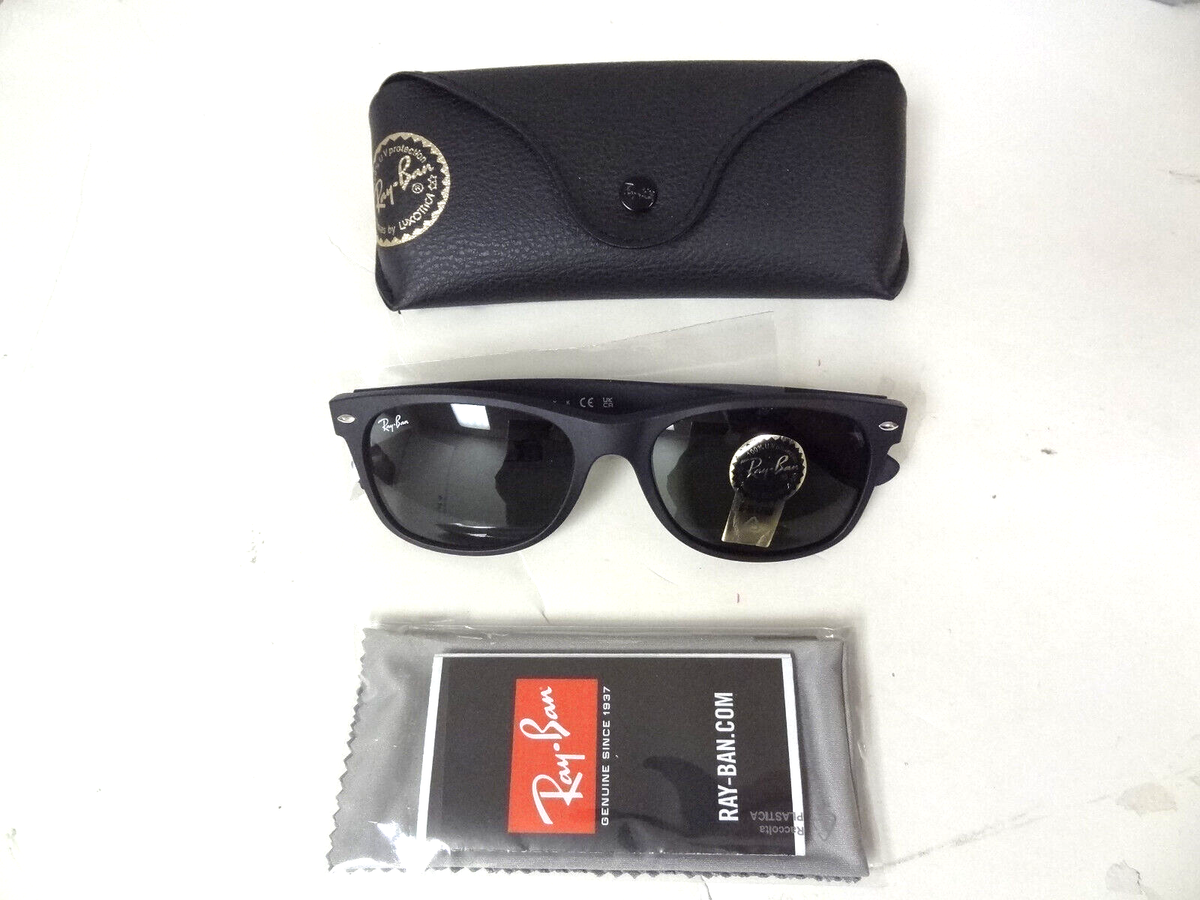 Ray-Ban Wayfarer Classic Sunglasses 0RB2132 Rubber Black/Green NEW