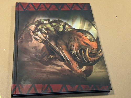 Codex Orks V9 Warhammer 40k - Édition Collector - EN FRANCAIS