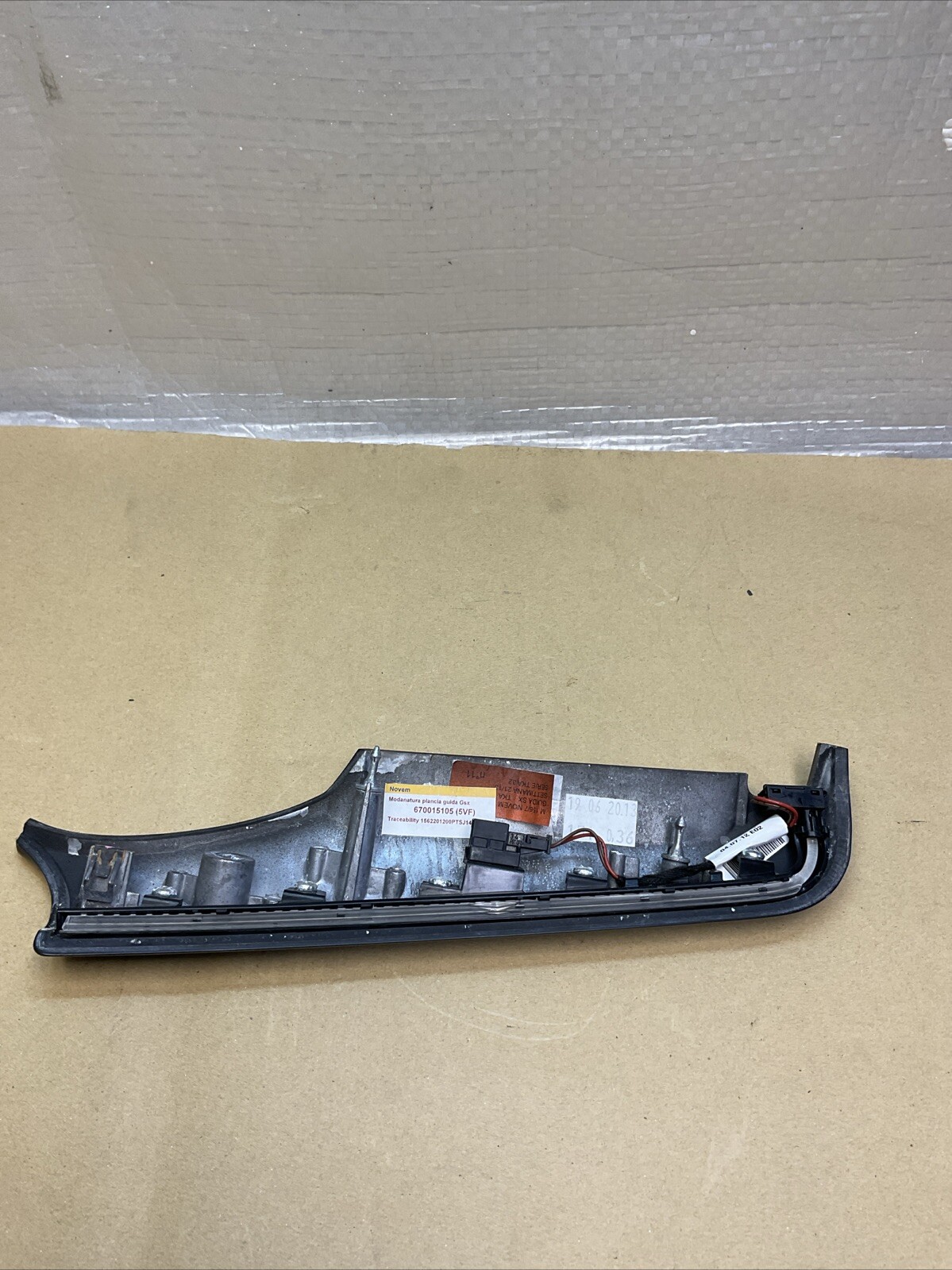 Maserati Quattroporte 2014-2020 LEFT Trim molding P/N 670015105