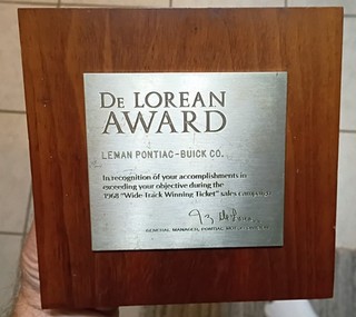 1968 PONTIAC Dealership "DeLOREAN AWARD" PLAQUE SIGN....Sabetha Kansas