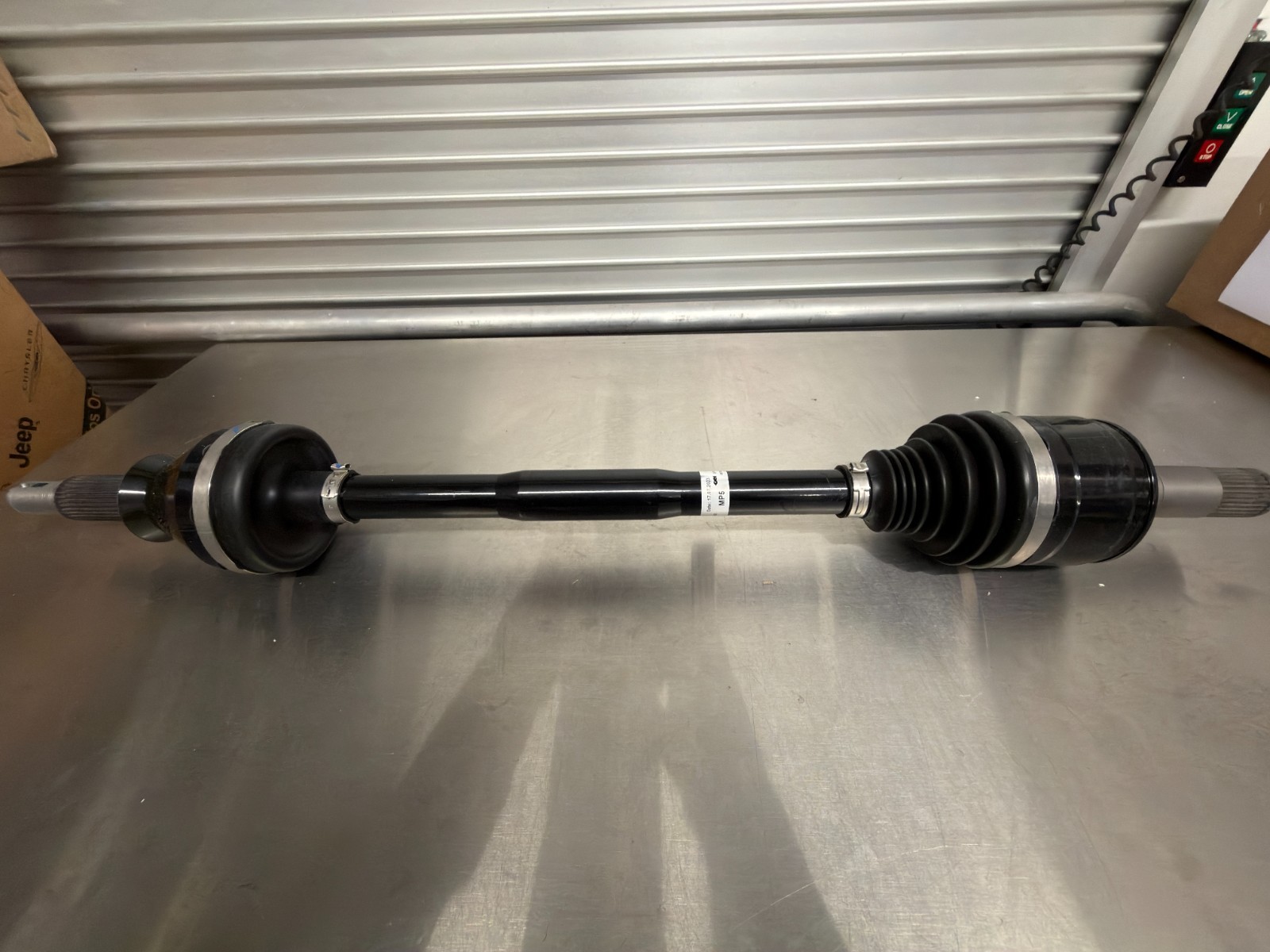 GENUINE MASERATI LEFT REAR AXLE GHIBLI QUATTROPORTE 670301925