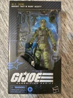 Hasbro G.I. Joe Classified Series Brent "Hit & Run" Scott Figure & Gun, Knife