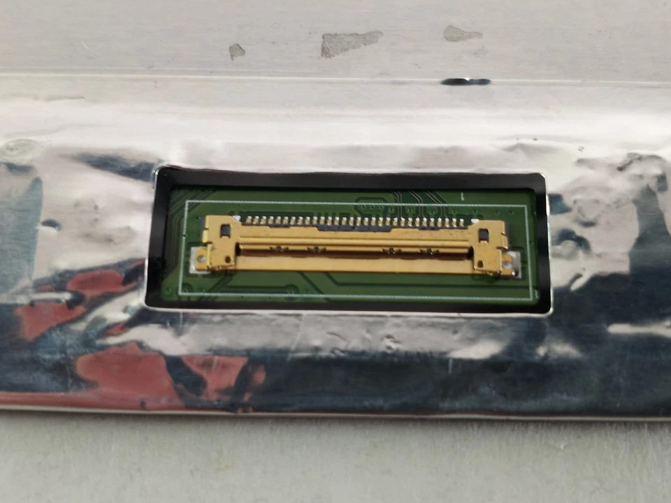 Innolux N140HCE-ET2 REV.C2 1920 x 1080 14 in Matte LCD Laptop Screen - Image 3 of 4