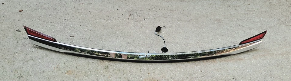 c 2011-2014 Chrysler 200 Convertible Chrome Trunk Mounted Trim 2012 2013 - Imagem 2 de 4