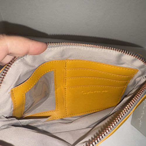 NUEVO CON ETIQUETAS Sophie Allport Bees Cartera de Gran Tamaño Muñequera Amarillo Mostaza Ocupada Como Abeja - Imagen 4 de 8
