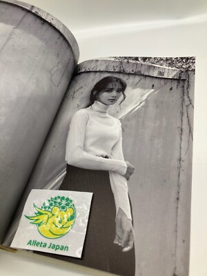 TWICE Tzuyu 1st Photo Book Yes I Am Peach Ver K-Pop Music