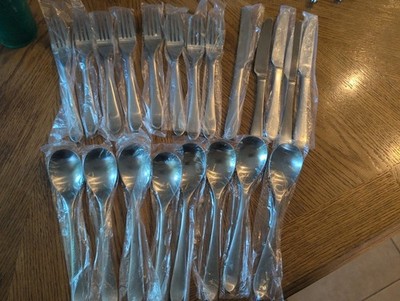 Robert Welch RW Meridian Flatware 21 pcs Satin Stainless Forks Spoons Knives