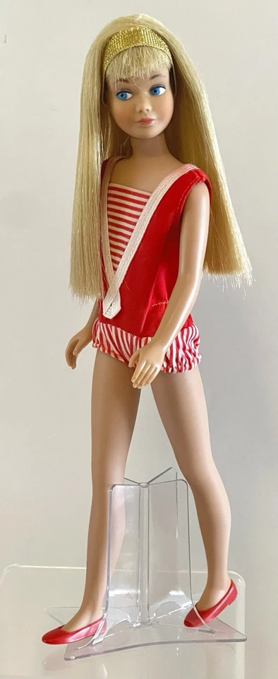 VINTAGE BARBIE TEST MARKET SAMPLE BLONDE SKIPPER DOLL IN ORIGINAL BOX, STAND + - Image 3 of 4