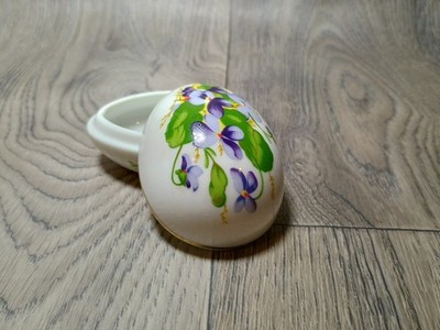 1980 Danbury Mint Porcelain Easter Egg with Voilets And 22kt Gold Painted Band