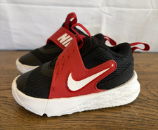 Nike Team Hustle D 12 PS Kids Size 7C Black Red