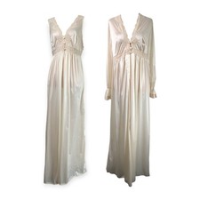 Vintage Penney's Gaymode Nightgown  Robe Set in cream Medium