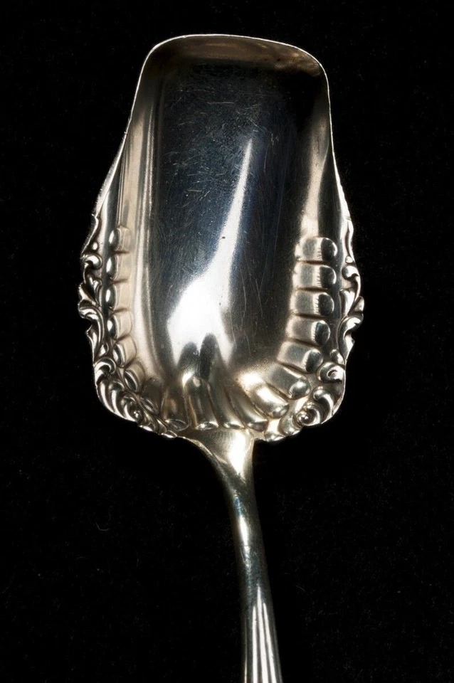 Antique Sterling Silver Frank Whiting Tyrolean Pattern Small Berry Spoon 5-7/8" - Image 3 of 4