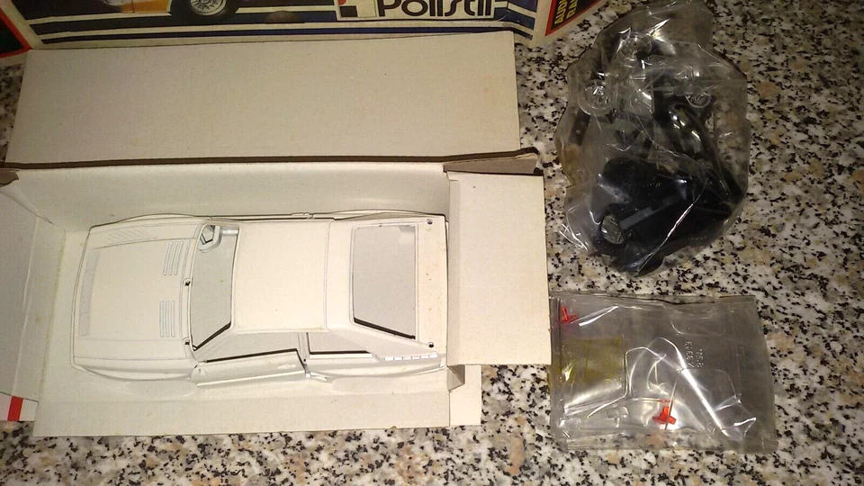 KIT AUDI 4 SPORT RALLY POLISTIL SCALA 1/25 NEW IN BOX CON DECALS E ISTRUZIONI - Immagine 2 di 4
