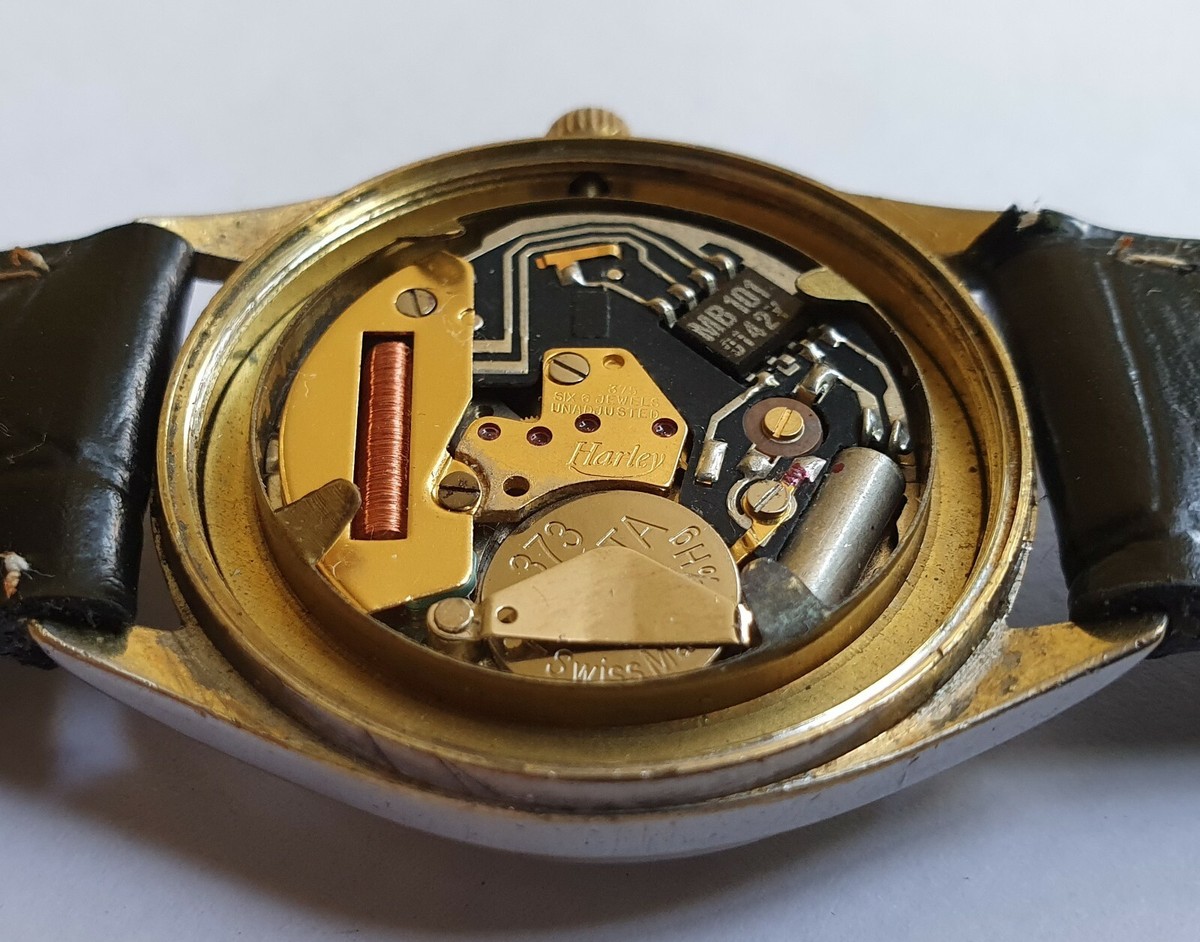 Chander 時計　Quarts swiss made Chander 時計 Quarts swiss made Rare Vintage CENTAUR Quartz