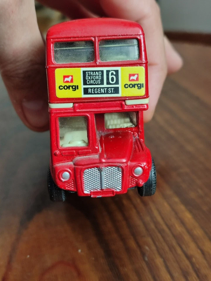 Autobus Corgi Toys Great Britain 1004 Anni 80 Hamleys 6 Oxford Gioco Giocattolo  - Immagine 3 di 4