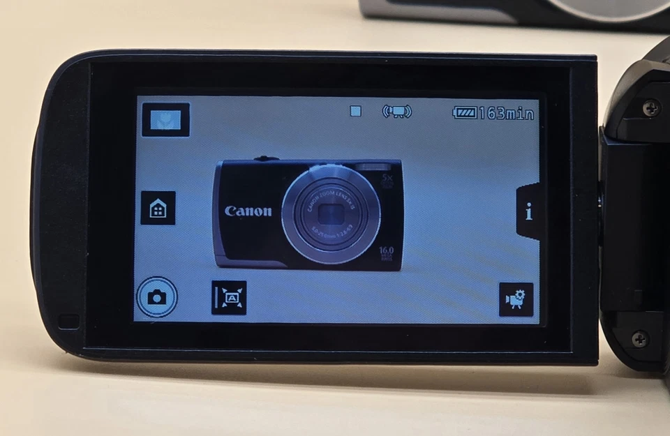 Canon Legria HF R806 HD Digital Camcorder Black. No Charger  - Image 4 of 4