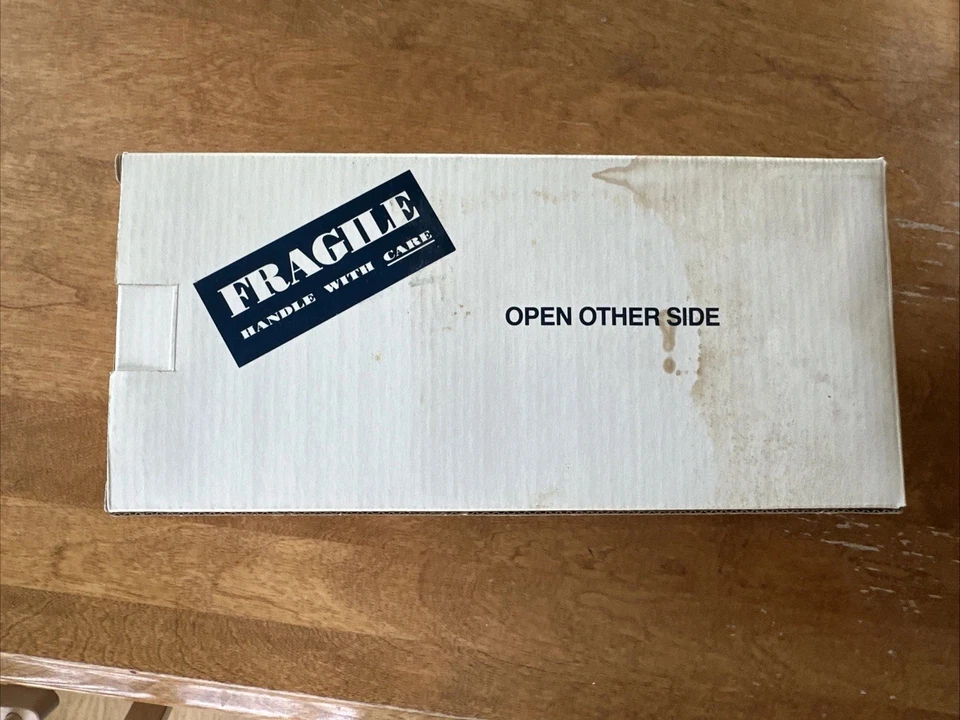 Hispano-Suiza J12 1934 - Danbury como nuevo - diecast 1:24 - caja, inserto - sin coche Foto 2 de 4