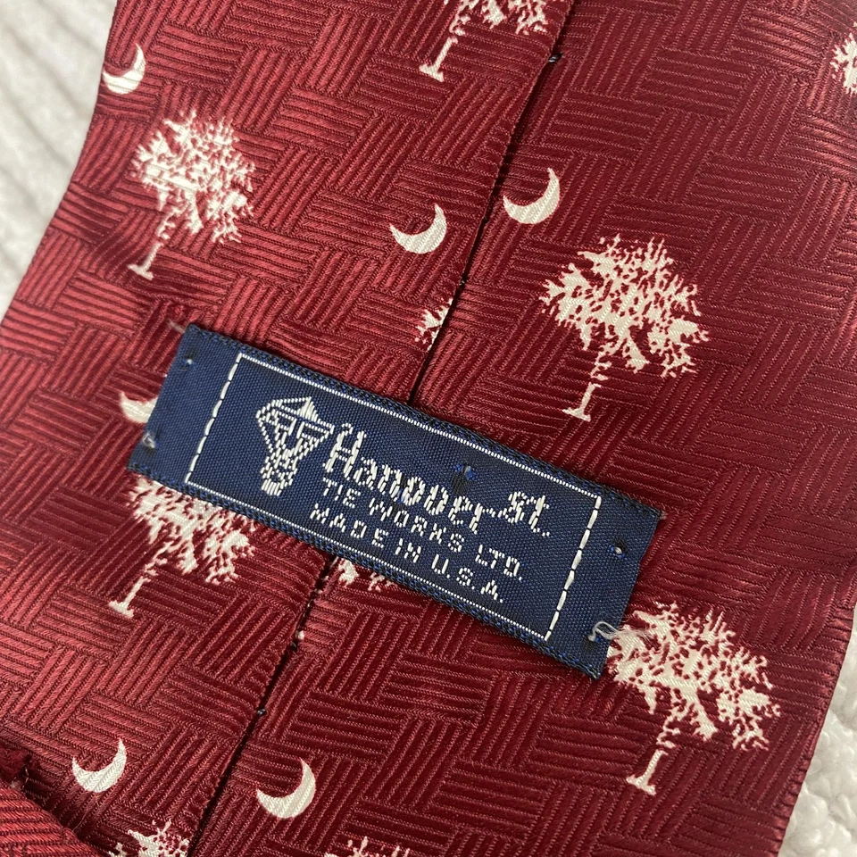 Corbata Hanover St Corbata Para Hombre Borgoña Seda Carolina del Sur Palmetto Luna Patrón Foto 4 de 4