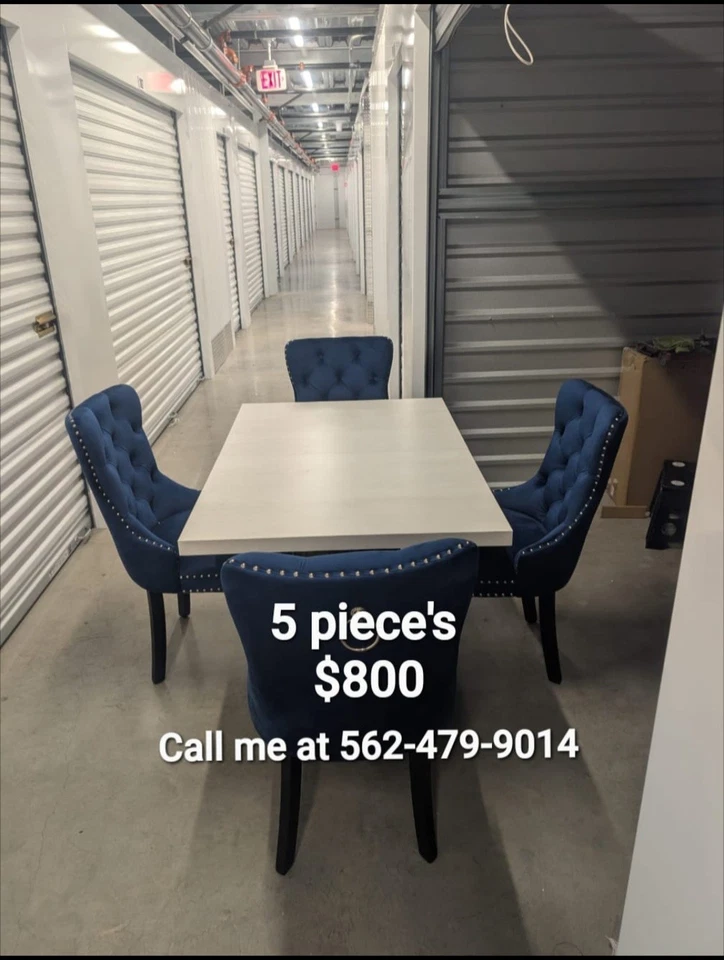 Cirilo Furniture - Image 3 of 4