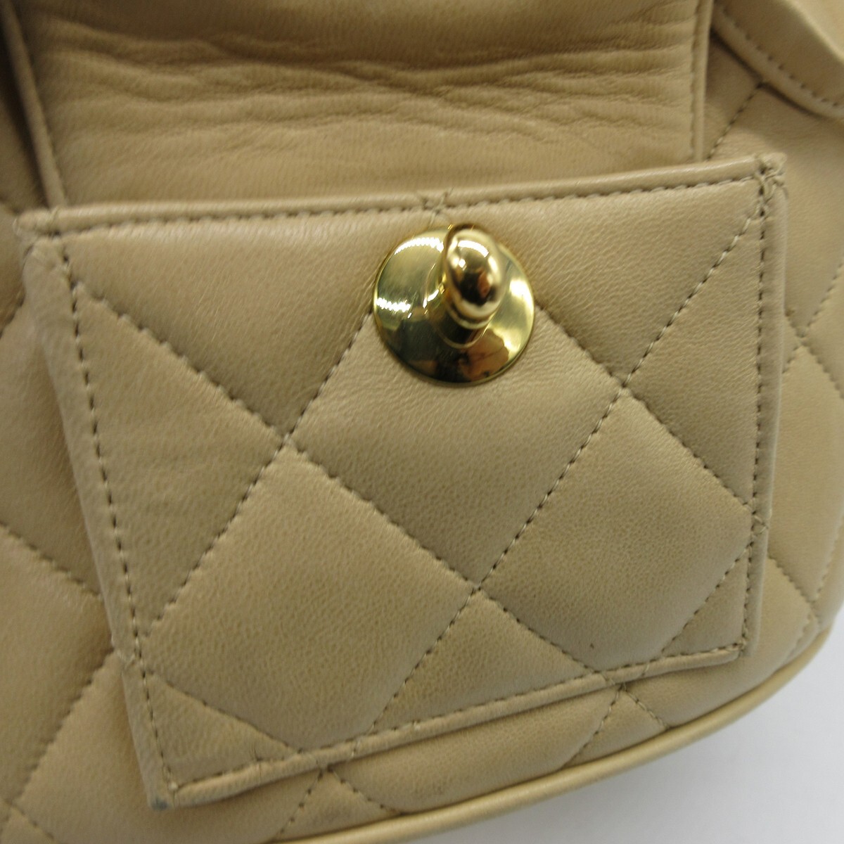 CHANEL CC Logo Matelasse MIni Chain Duma Backpack Bag Leather