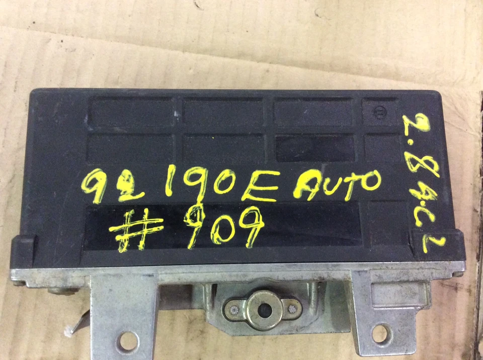 84 85 86 87 Módulo de control de chasis eléctrico ABS Mercedes Benz 300D 190D 300E Foto 4 de 4