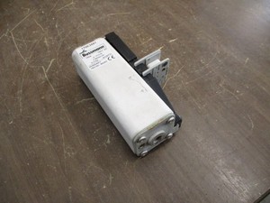 Cooper Bussmann Fuse 170E3581 160A 750V Used