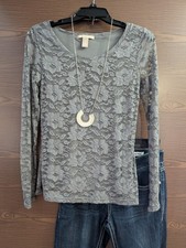 SIZE XS BANANA REPUBLIC Gray Long Sleeve Lace Blouse INVPV139