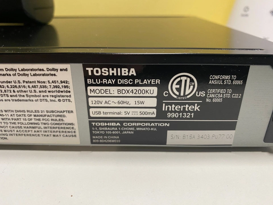 Reproductor Blu Ray Toshiba modelo BDX4200KU con control remoto 1080 escalado listo para 3D Foto 4 de 4