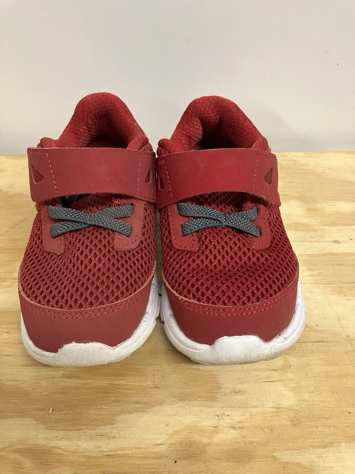 NIKE Revolution Toddler Size 8C Red Athletic Sneakers Shoes - Image 4 of 4