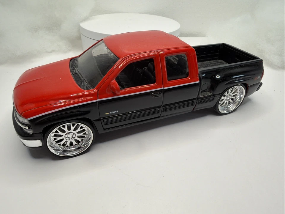 Chevrolet Silverado 1500 1999 fundido a presión negro camión modelo juguete Z71 raro Foto 4 de 4